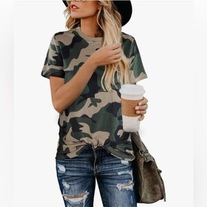 Blooming Jelly Short Sleeve Crew Neck Tee Size XXL Camoflauge‎ Green, black, tan